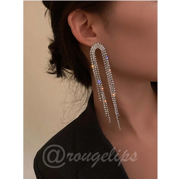 Rhinestone Tassel Drop Earrings Long Silver Tone - Picture 4 of 4